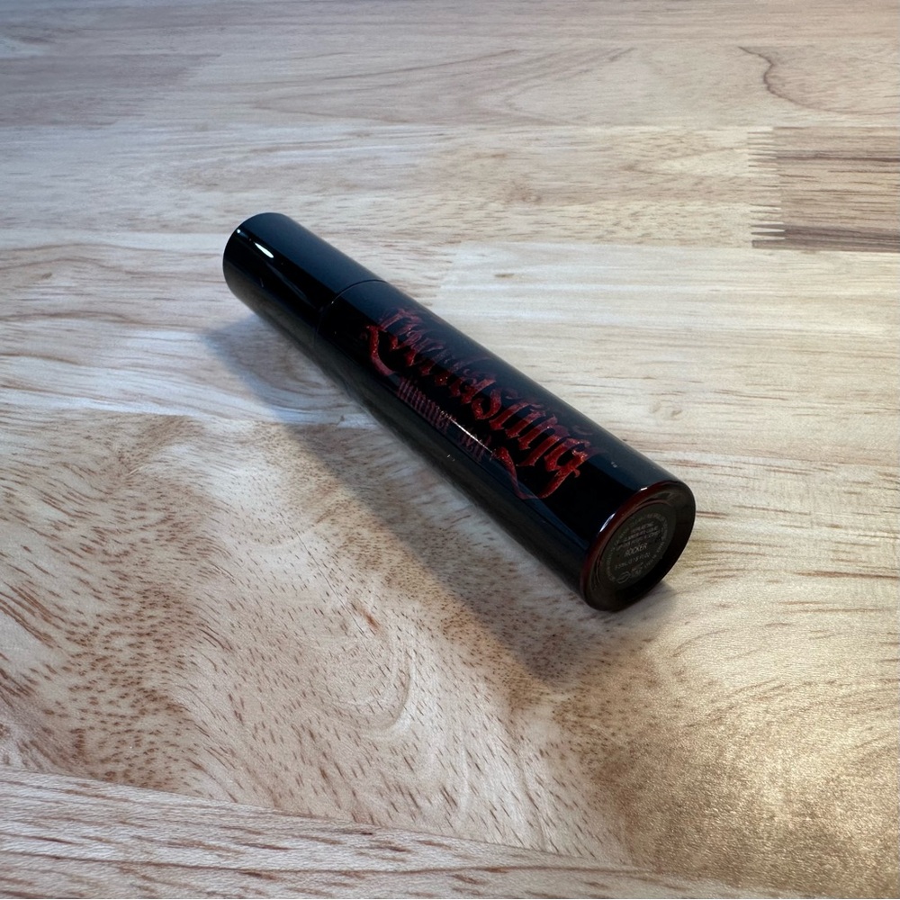 Kat Von D Everlasting Glimmer Veil Liquid Lipstick: Rocker